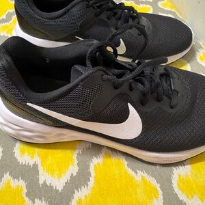 Nike Black and White Athletic Shoes- size 8